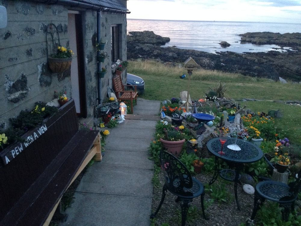 Pew With A View - Seafront Cottages Rosehearty Exteriör bild