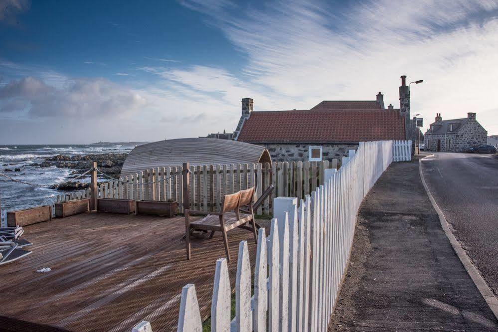 Pew With A View - Seafront Cottages Rosehearty Exteriör bild